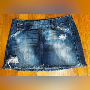 United Colors of Benetton Distressed Denim Mini Skirt Y2K Low Rise Jean Skirt
